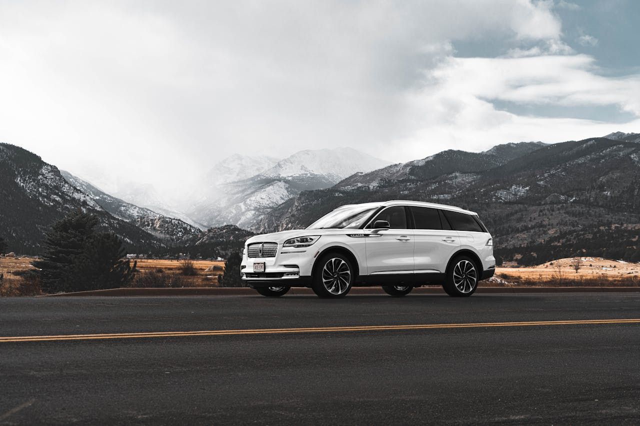 Best Muscle car in India, Lincoln Navigator