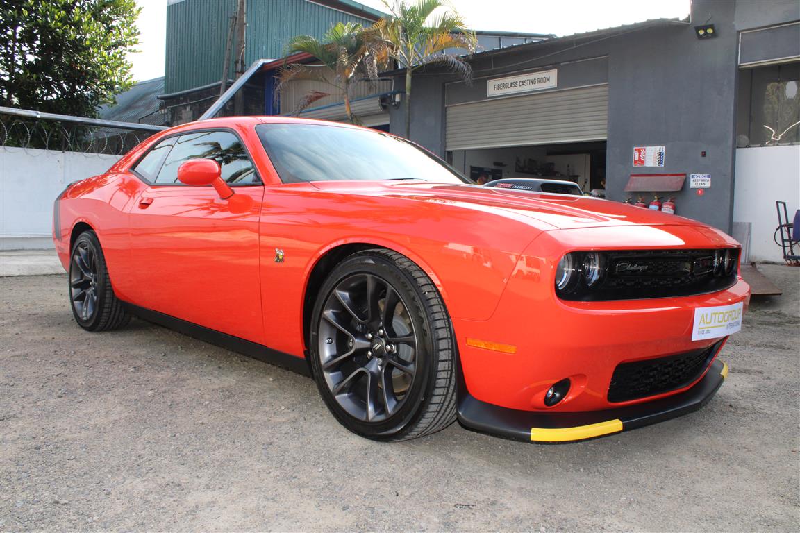 Dodge Challenger