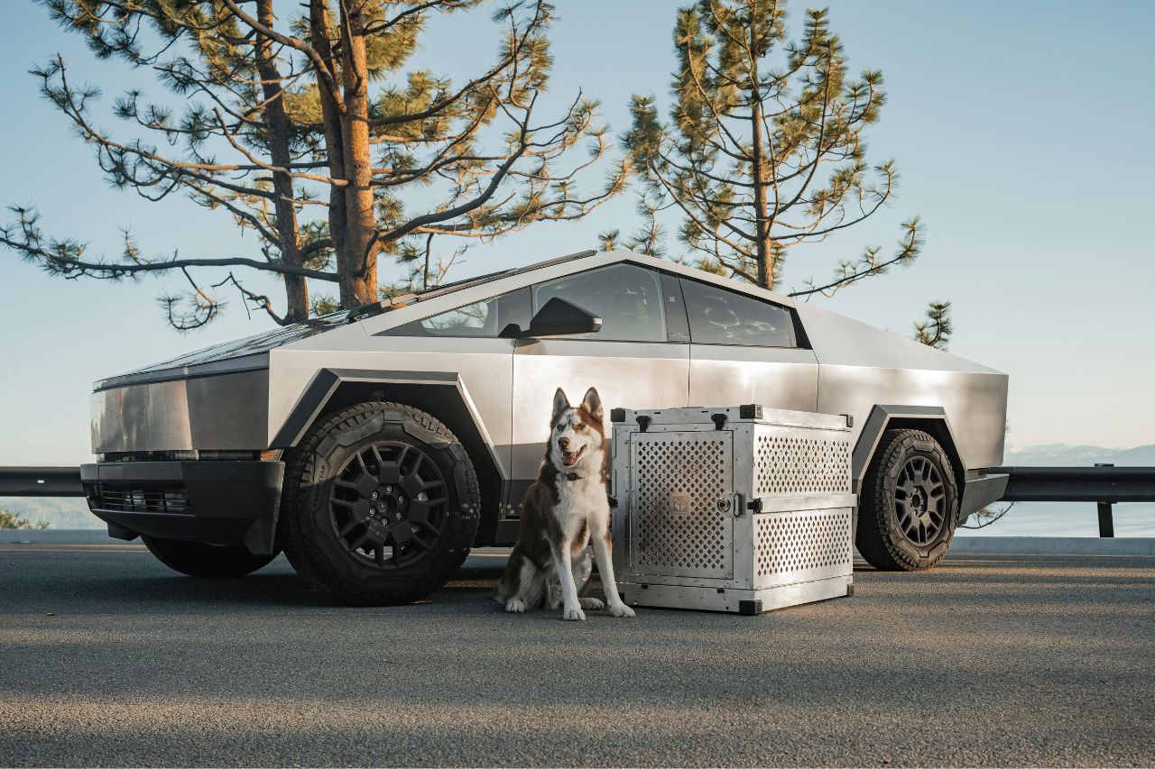 Tesla Cybertruck: Function Meets Futurism in Luxury SUVs