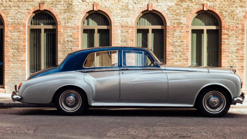 1949 Cadillac Coupe de Ville: A Vintage Icon for India