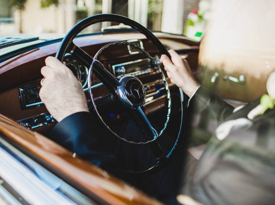 Why Collectors Love the 1955‑65 Rolls‑Royce Silver Cloud