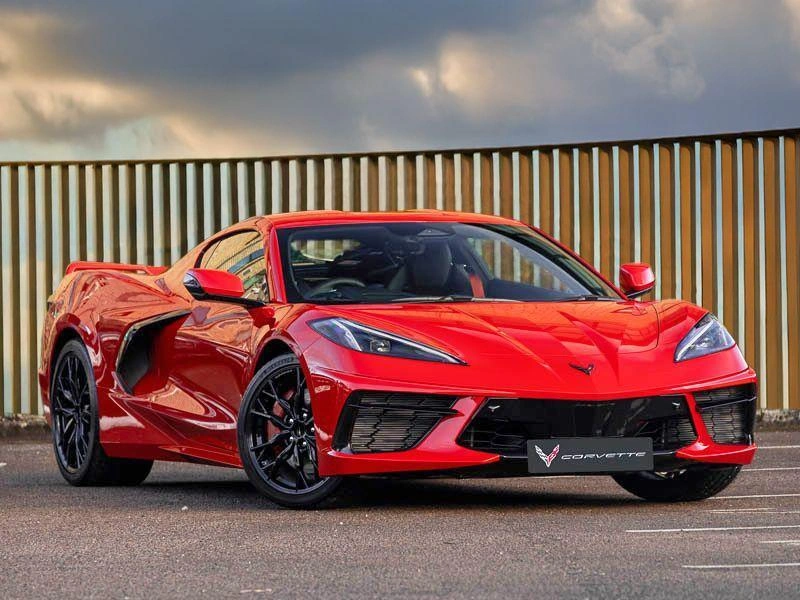 Chevrolet Corvette Stingray: Redefining the American Sports Car