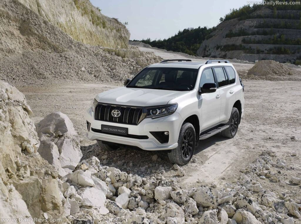 2021-land-cruiser-prado-european-version-toyota-fqs07weeeej0tlaas65q8m-scaled-1-1024x761