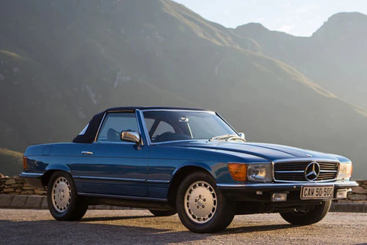 Mercedes SL R107 (1971–72): The Dawn of a New Era
