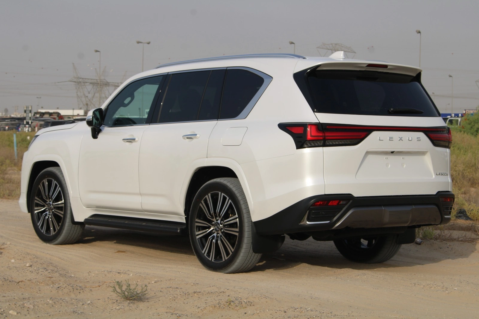 Lexus LX500d side view