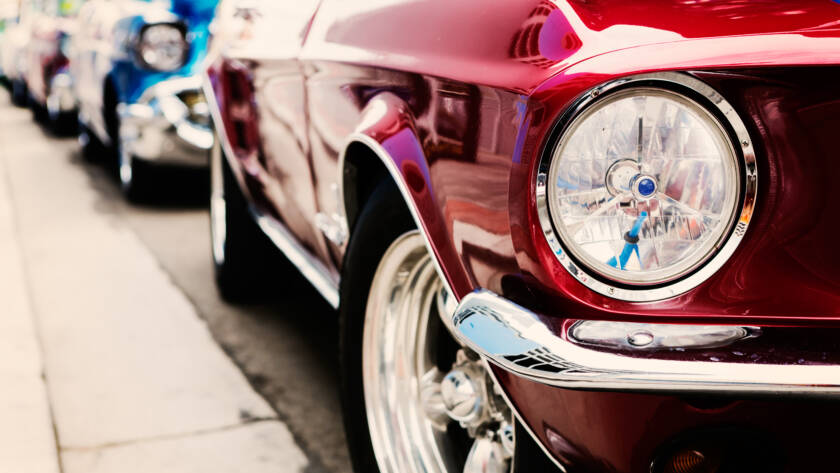 Cadillac Eldorado vs Coupe de Ville in India