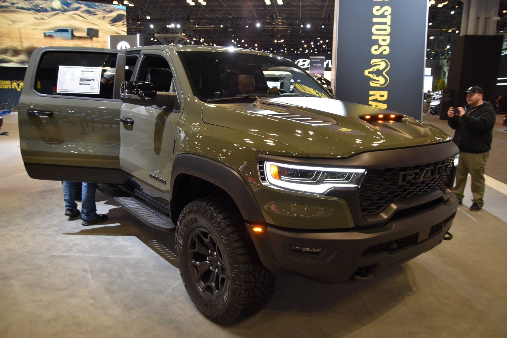 2024 RAM 1500 RHO, photo 7 of 7