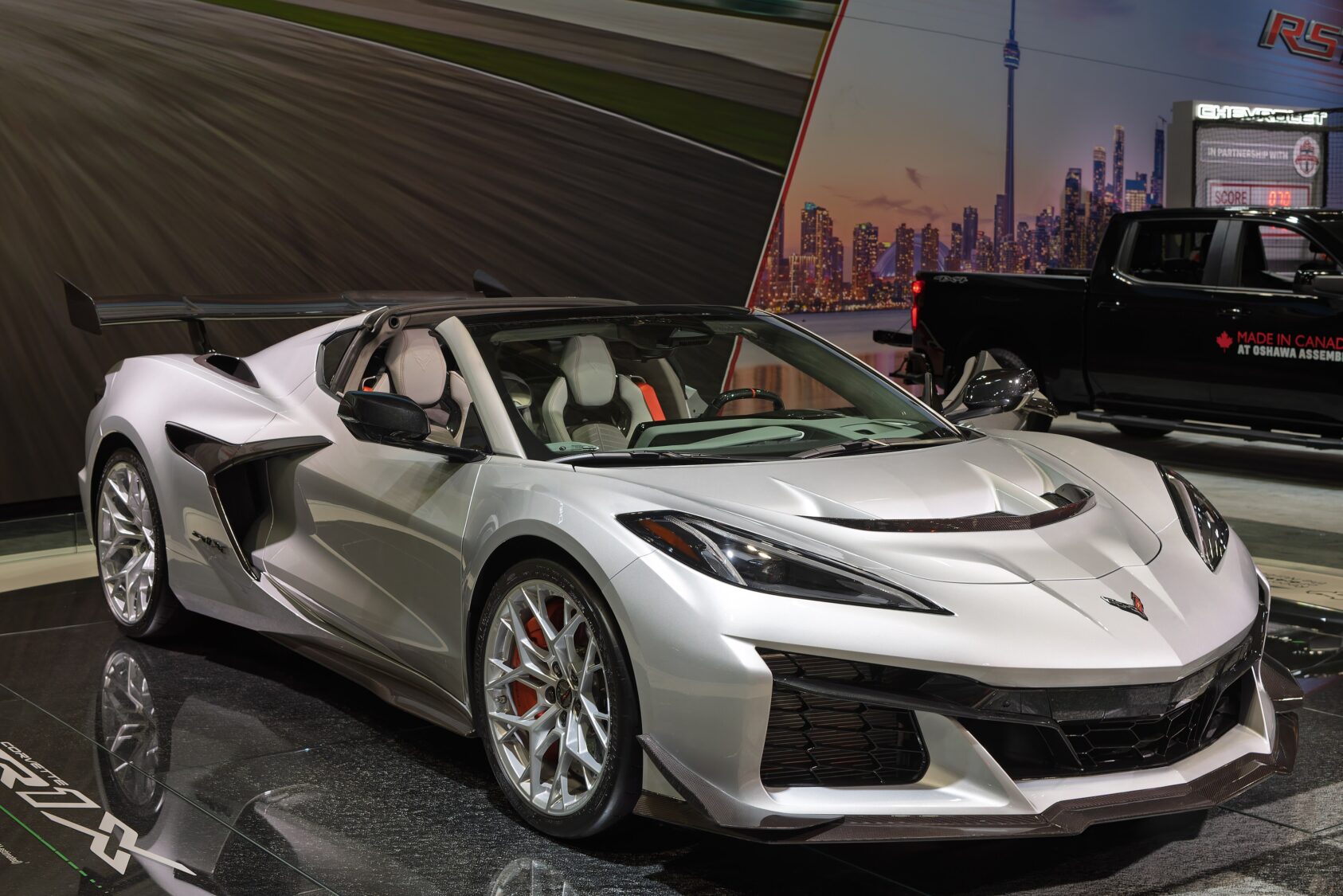 2025 Chevrolet Corvette ZR1X, photo 1 of 7