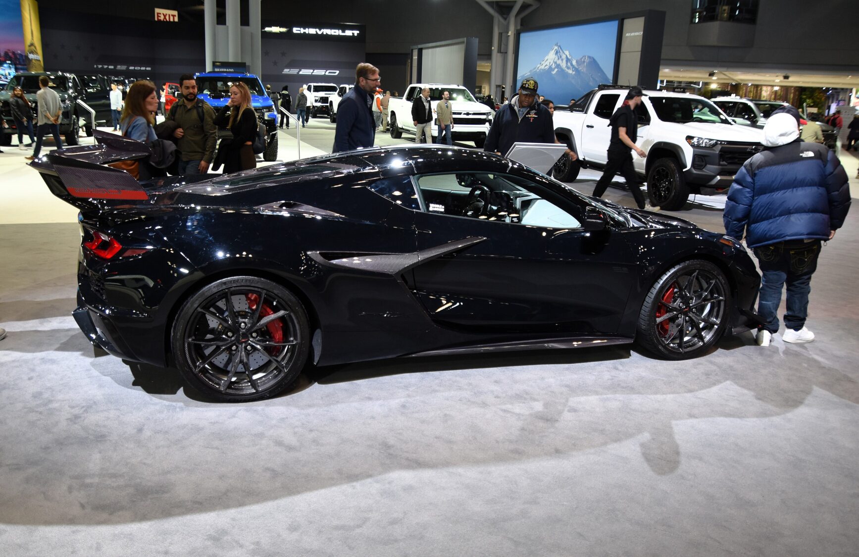 2025 Chevrolet Corvette ZR1X, photo 5 of 7