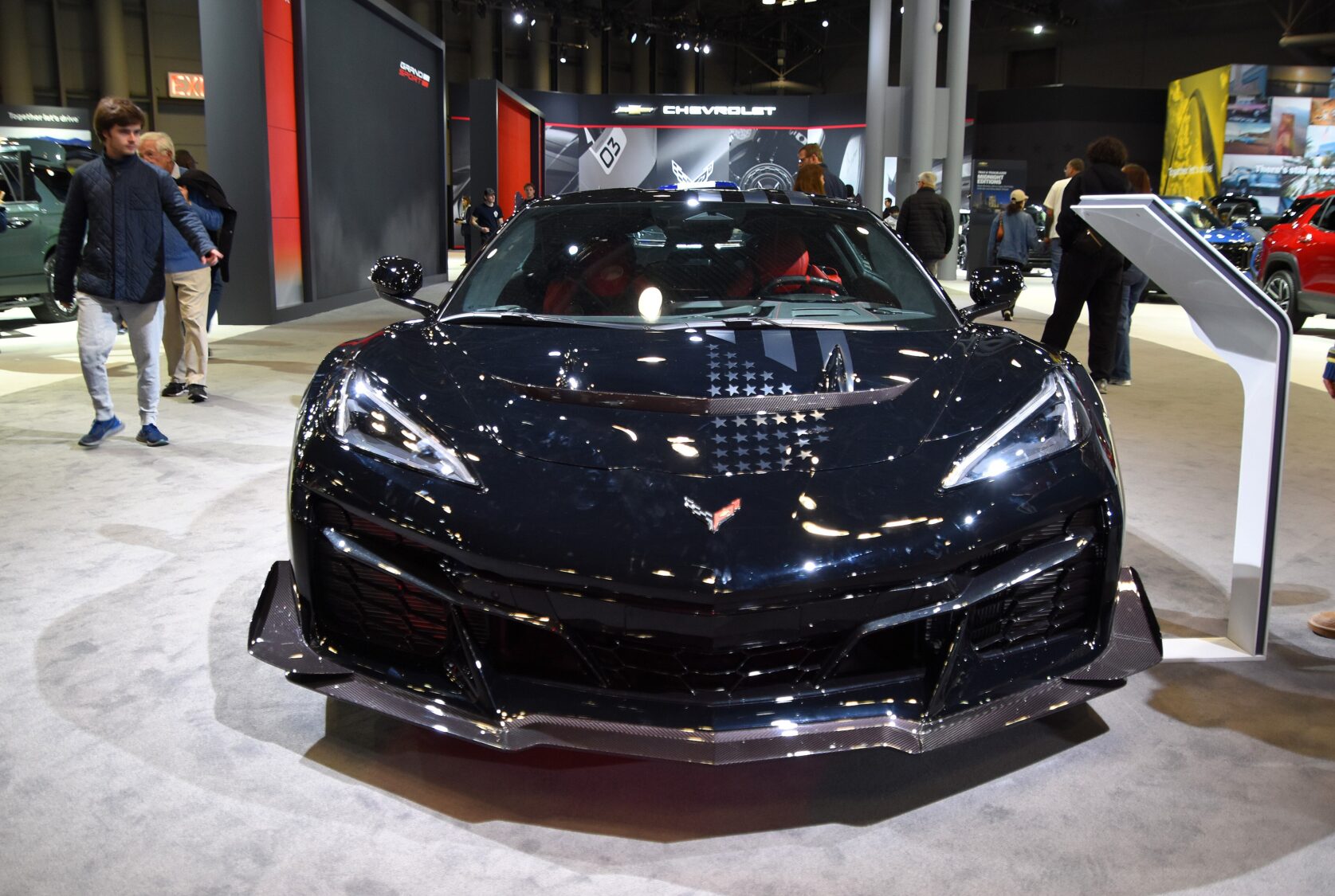 2025 Chevrolet Corvette ZR1X, photo 6 of 7