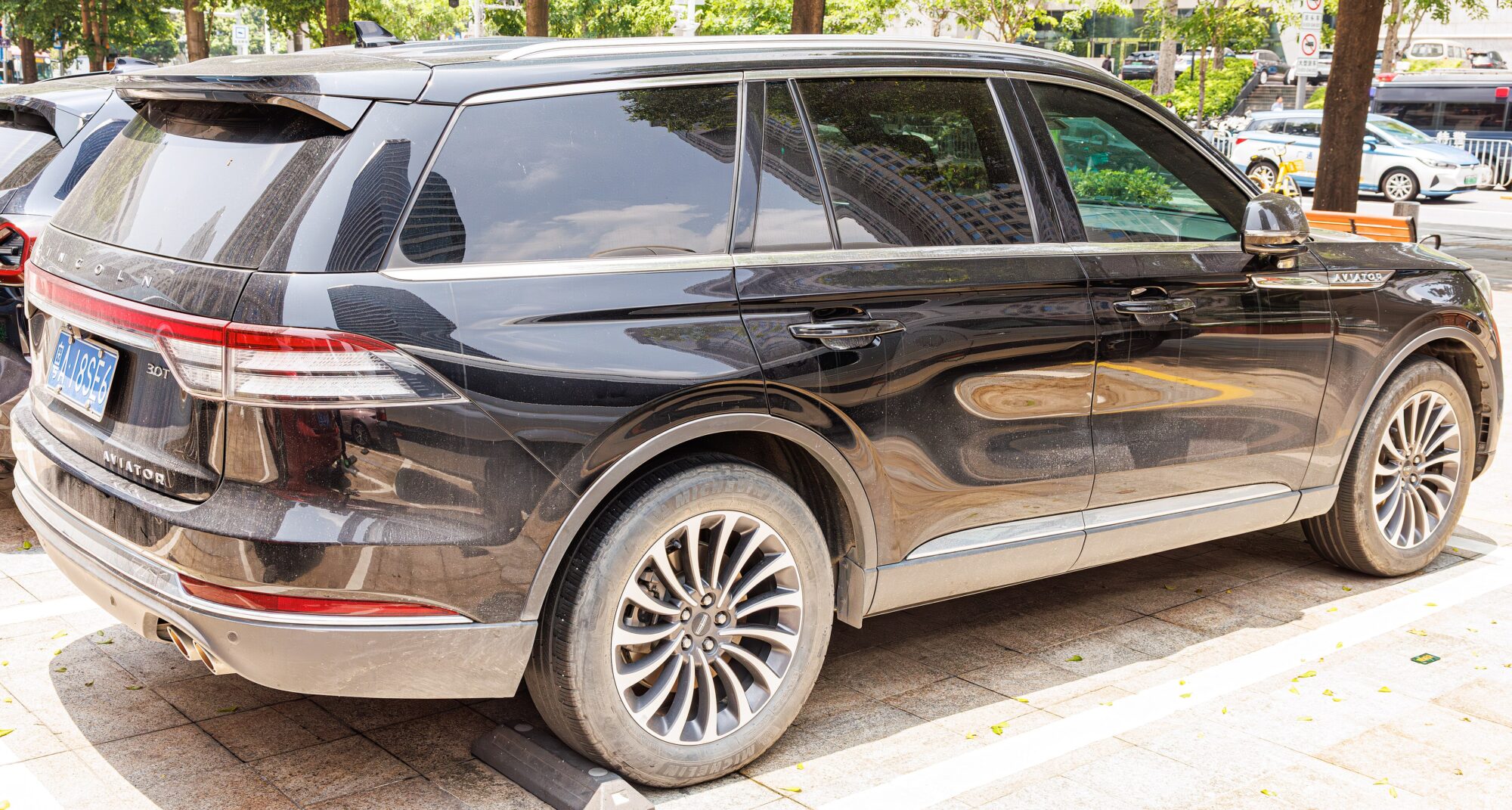 2025 Lincoln Aviator, photo 6 of 7