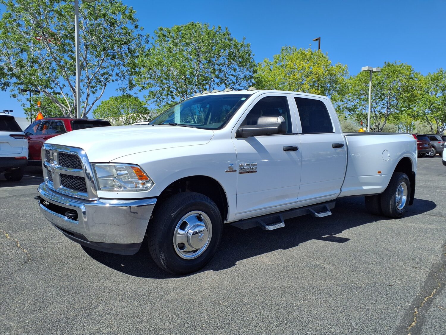 2025 RAM 3500/4500/5500 Chassis Cab, photo 6 of 7